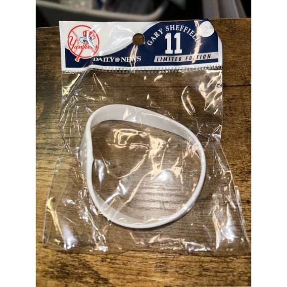 New York Yankees Daily News Silicone Wristband Bracelet Variety of 7 Bands - Picture 2 of 16